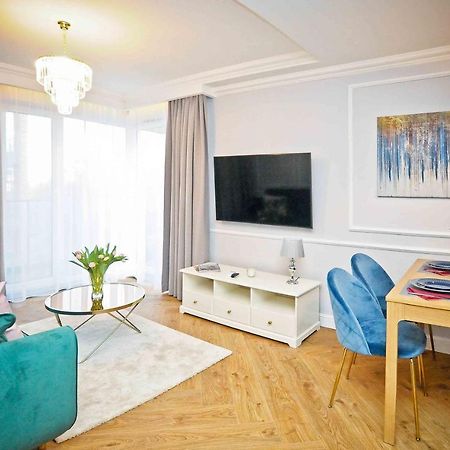 Elegant Apartment Oldtown Marina Гданск Екстериор снимка